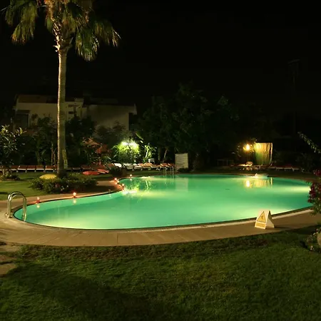 Mutlu Otel
