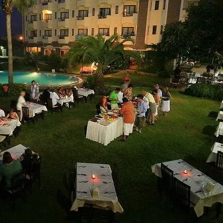 Mutlu 호텔 페티예