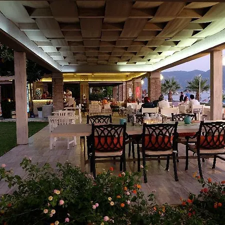 Mutlu Hotel 2*