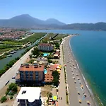 Mutlu 페티예