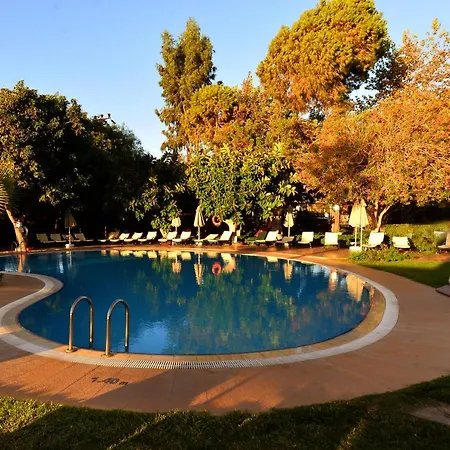 Hotel Mutlu 2*